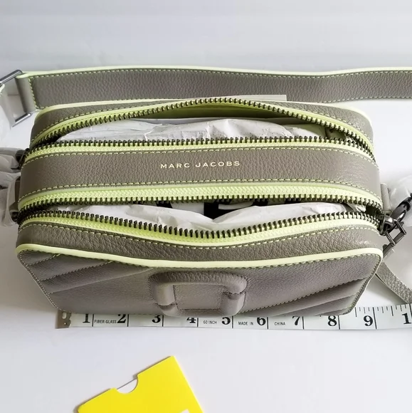 Marc Jacobs The Moto Shot 21 Leather Camera Crossbody Bag Gray Neon Green - Picture 7 of 7
